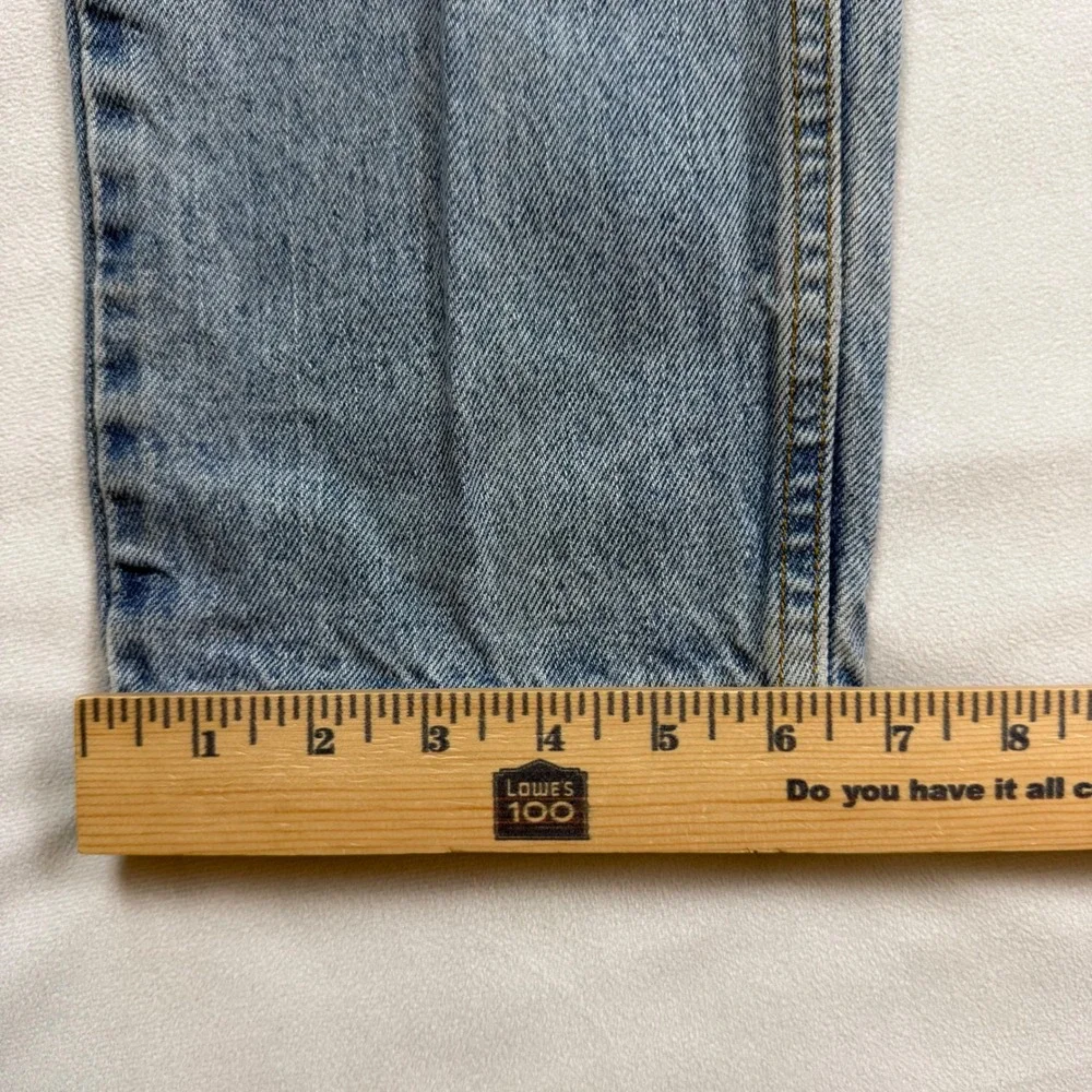 Vintage Levis 550 Relaxed Fit Tapered Leg Jeans Light Wash Made in USA 33x36